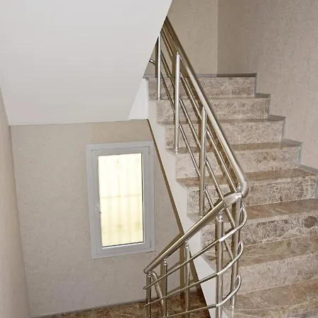 Vila Melis *
